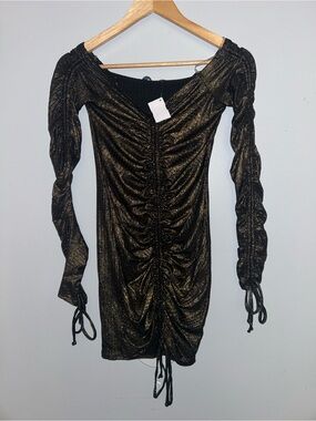 Akira metallic Black Gold Ruched Long-Sleeve Dress